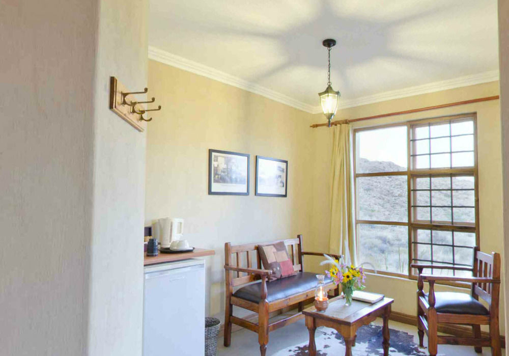 Klein-Aus Vista Desert Horse Inn Ngoại thất bức ảnh